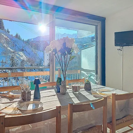 1650 - Mountain View - Snow Front 2s05